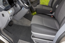Tapis en velours VW T6.1 espace cabine conducteur - Noir Titane - 100 708 605